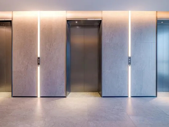 Lobby & Reception