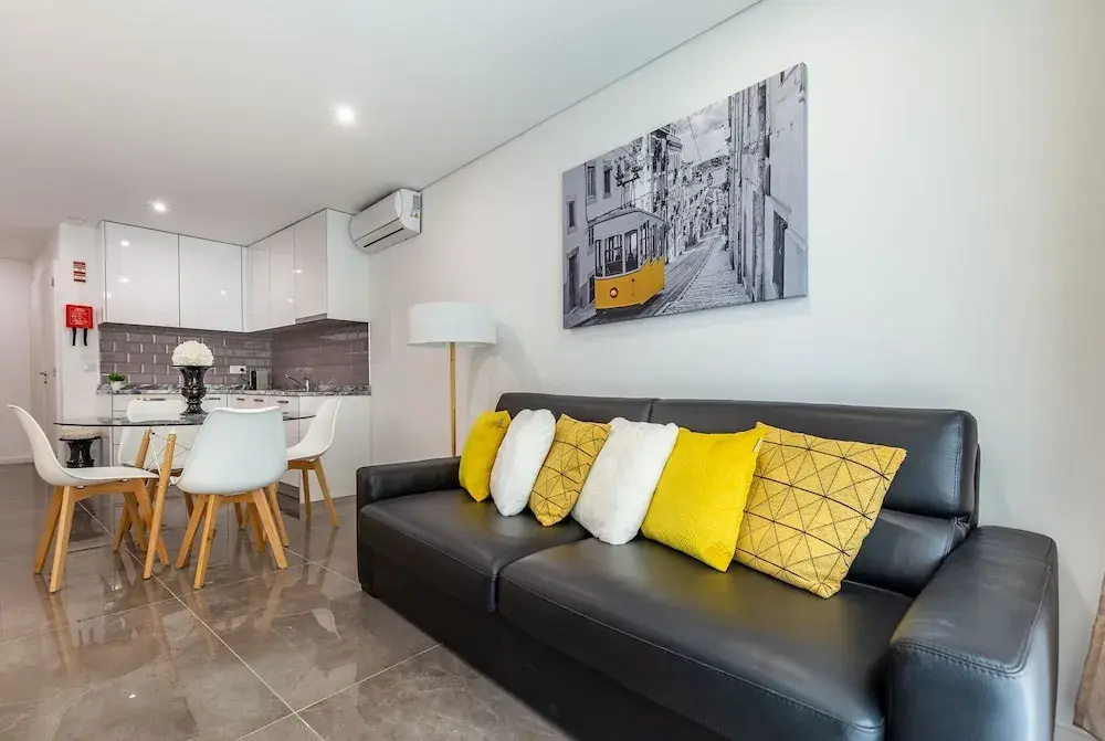 Deluxe Apartment