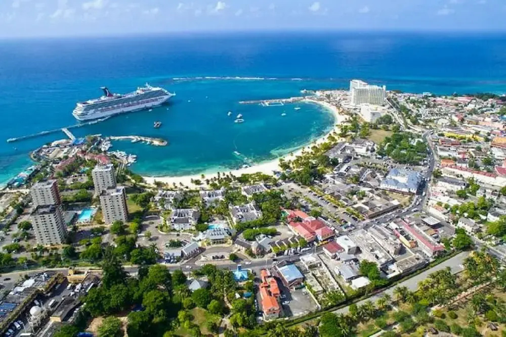 Beach & Waterfront