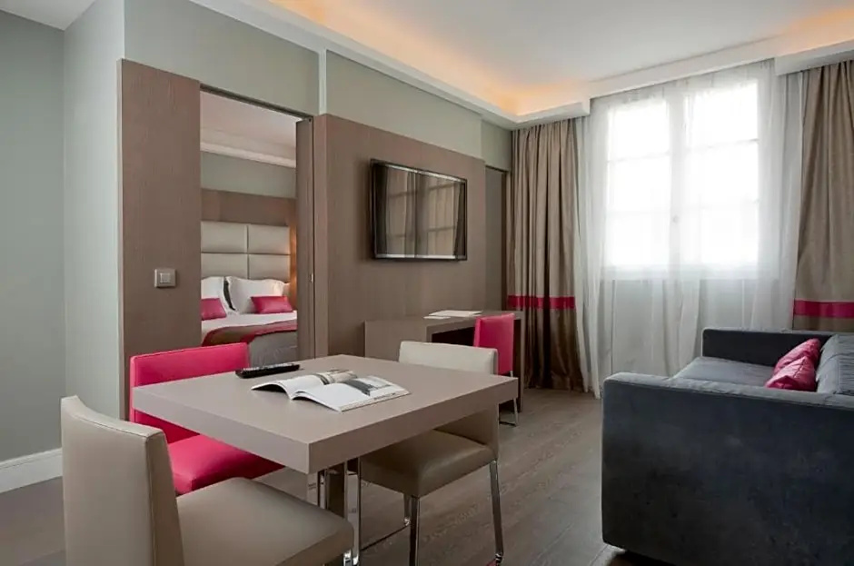 L’Edmond Hotel Parc Monceau 87