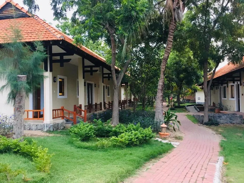 Superior Bungalow