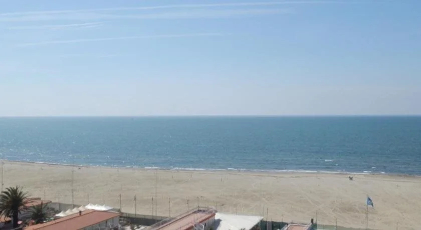 Beach & Waterfront
