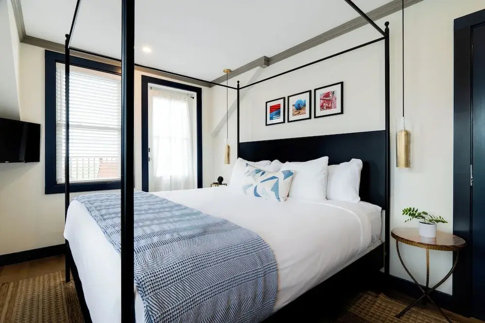 Premium room