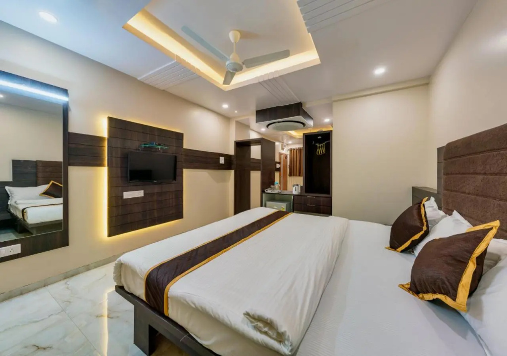 Hotel AATITHYA SATKAR