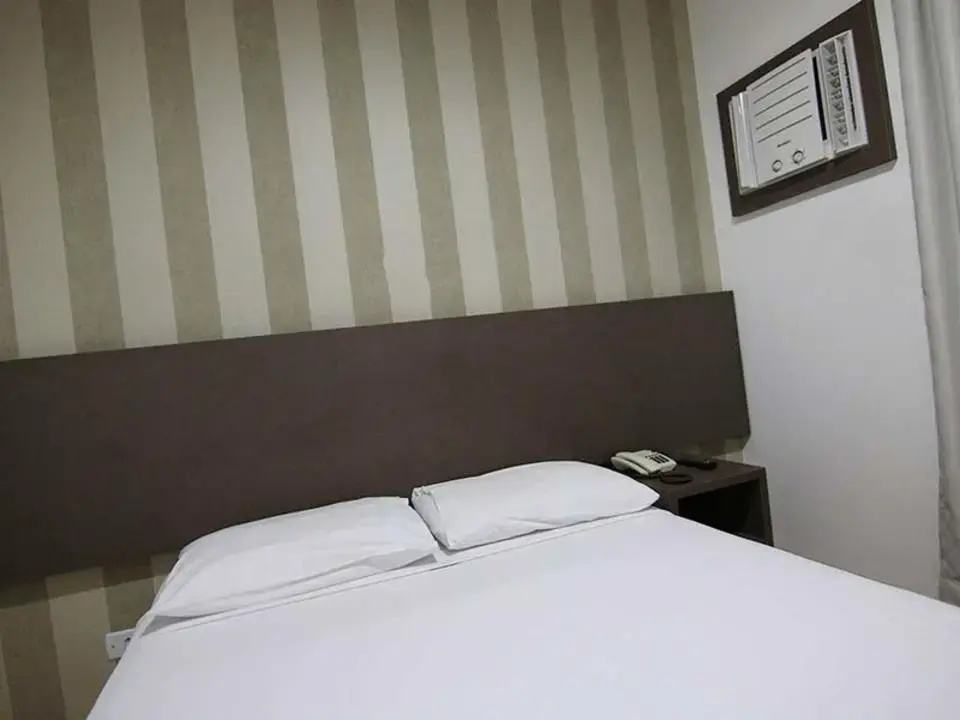 David Plaza Hotel