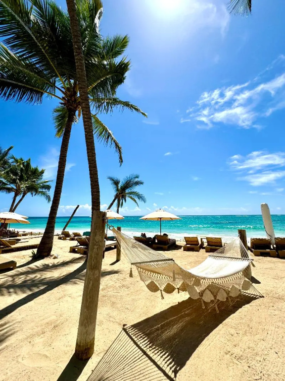 Beach & Waterfront