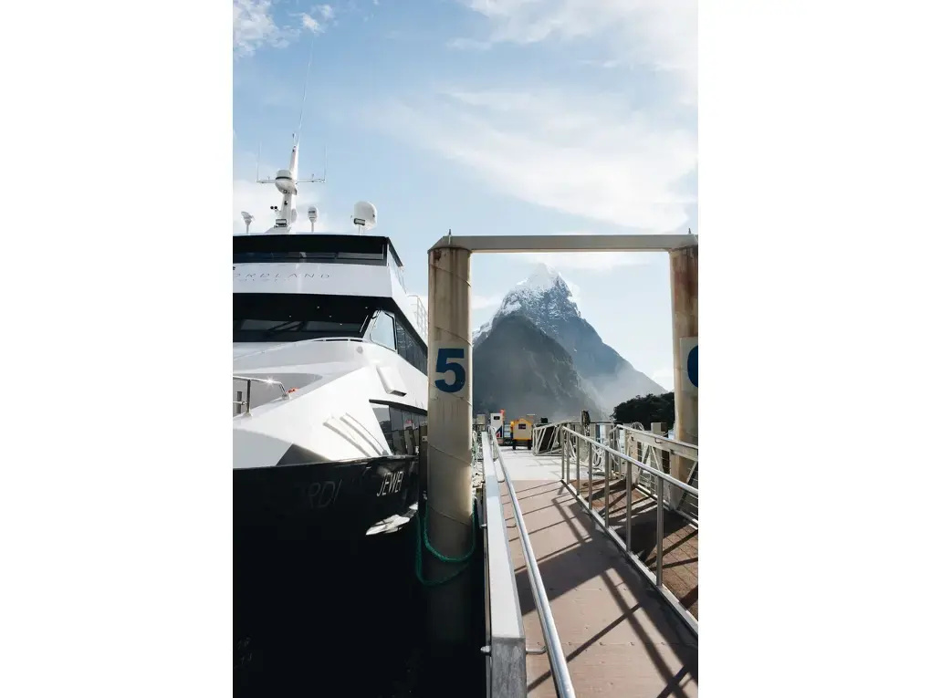 Fiordland Discovery