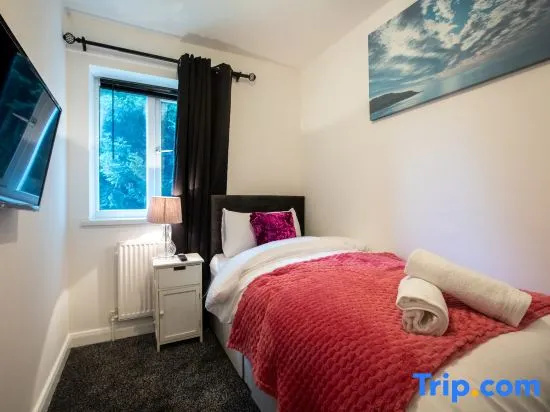 Peel Grove - Luxury House - Manchester