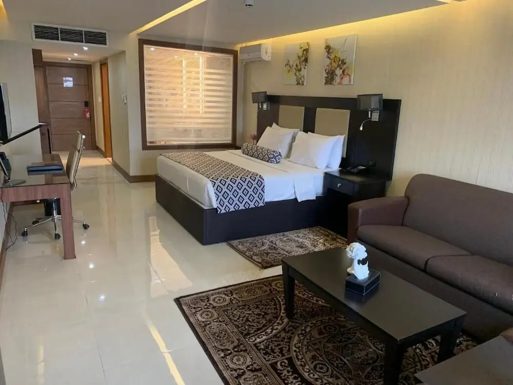 Junior Suite