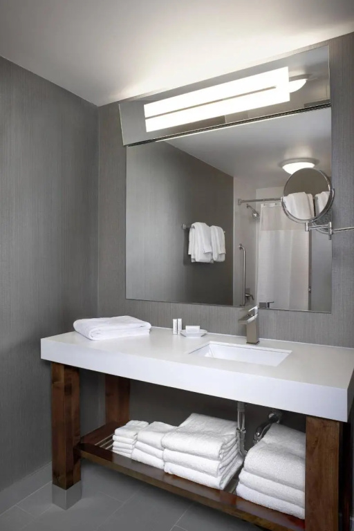 Courtyard by Marriott Downtown Toronto - Chambres