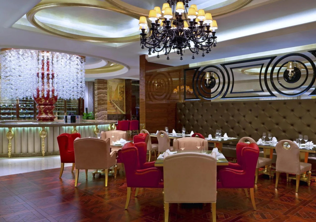 Sheraton Chongqing Hotel - фото 17