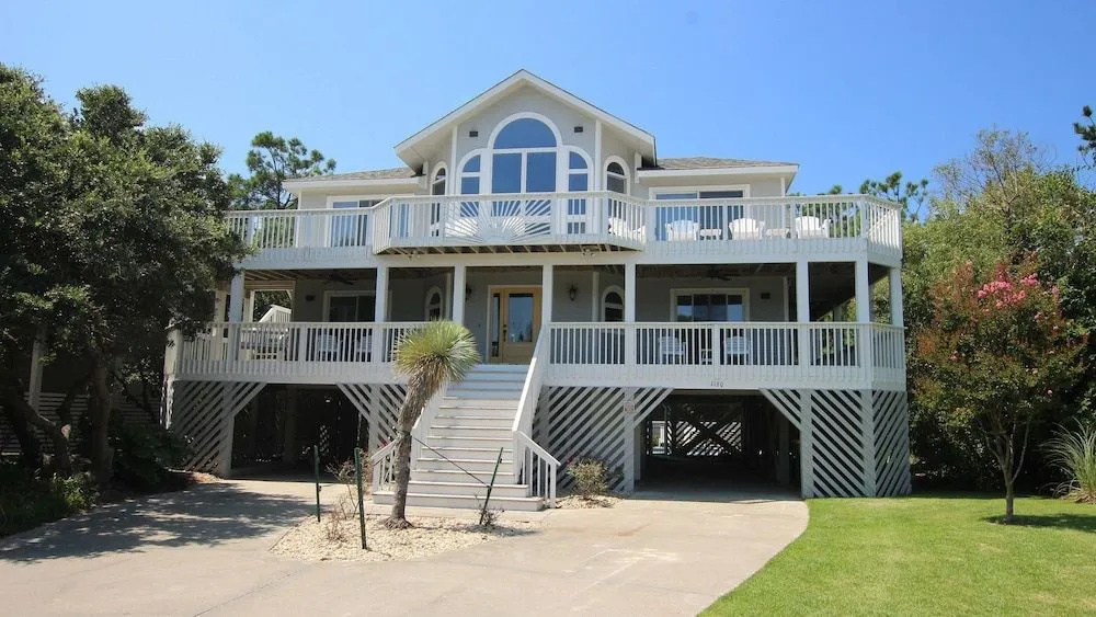 Sunnyside - 5 Br Home