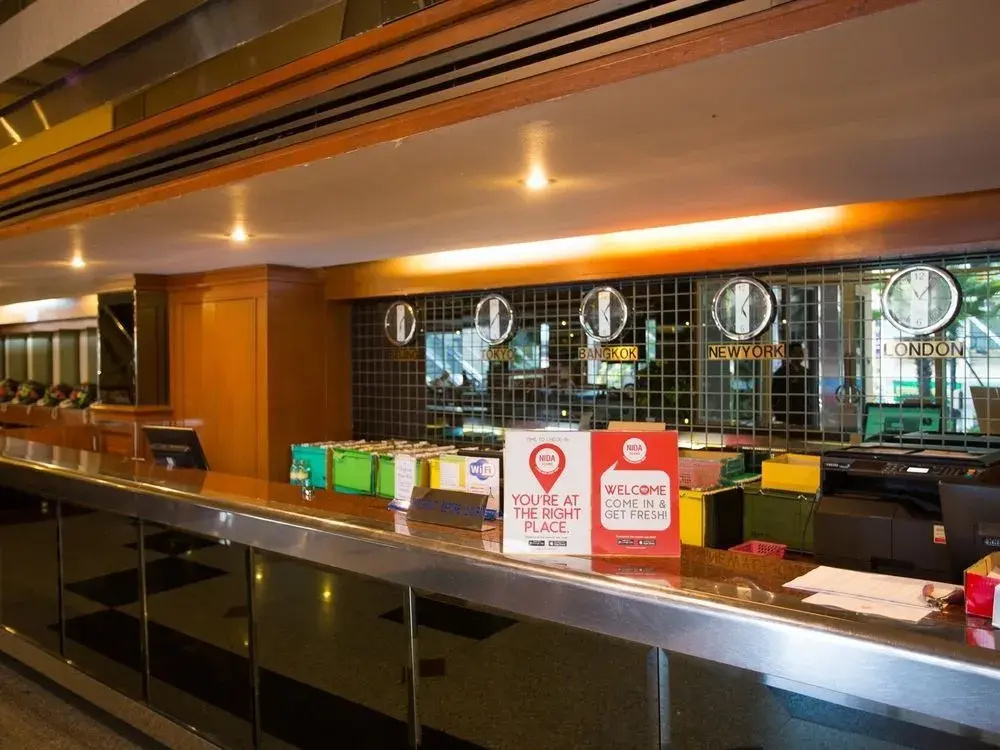 Food & Beverage