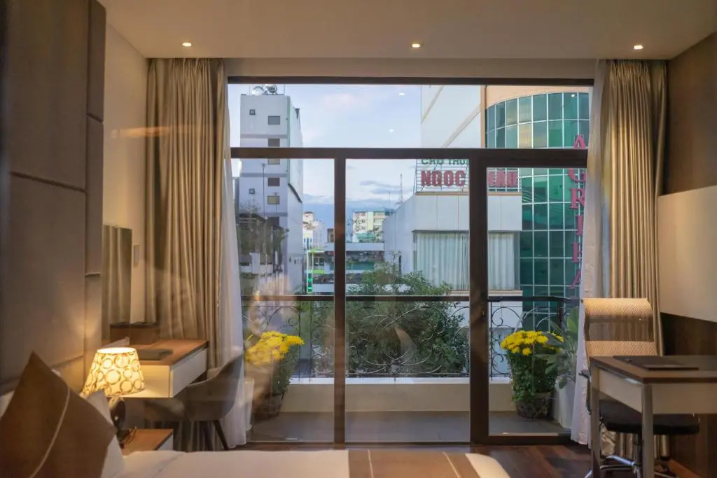 Deluxe Double room with balcony (full double bed)