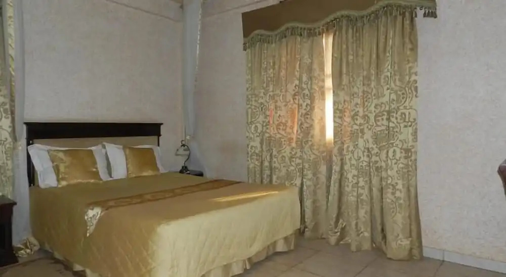 Crown Jakiba Hotel - Chambres
