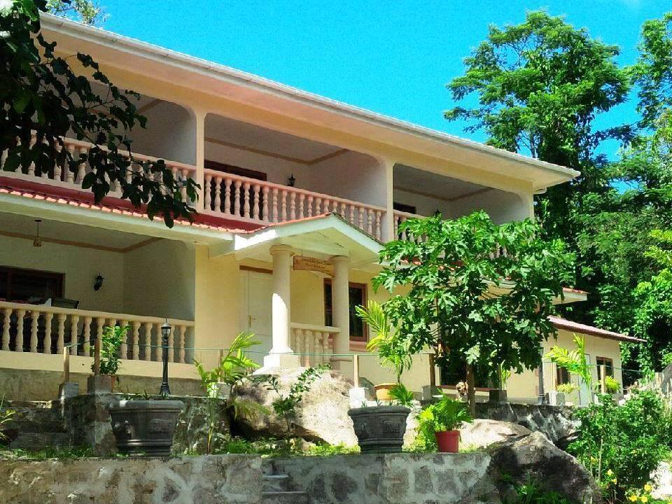 Forest Lodge Guest House image