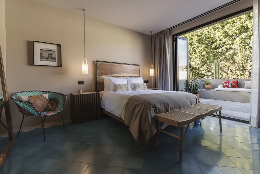 Superior Suite