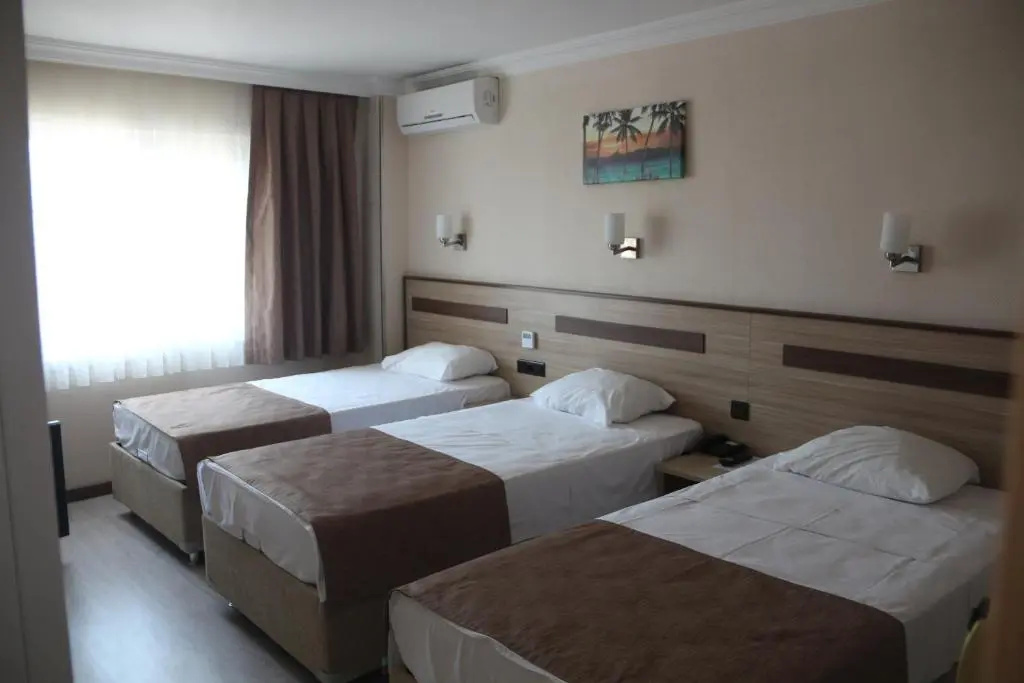 Triple room
