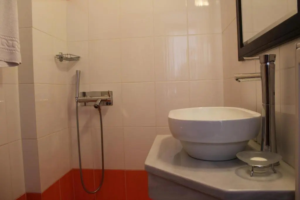 Standard Double room with balcony (full double bed)