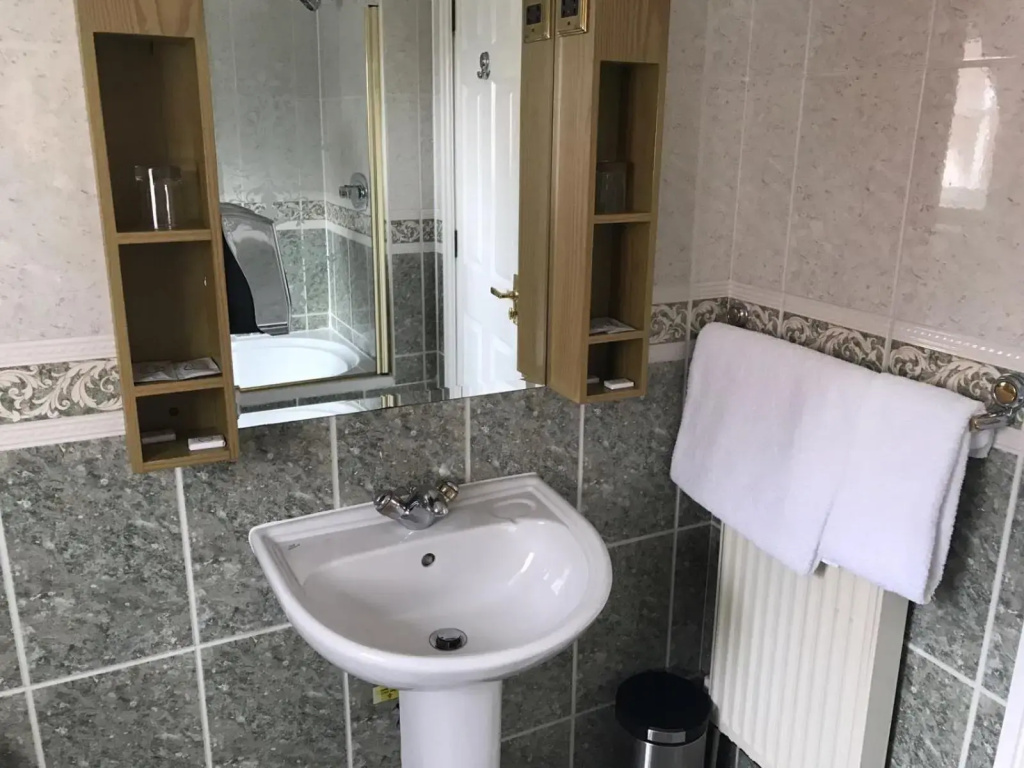 Harefield Manor Hotel - Général
