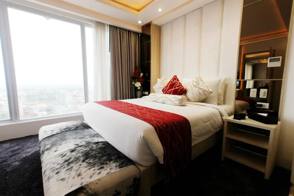 The Penthouse Hotel - Général