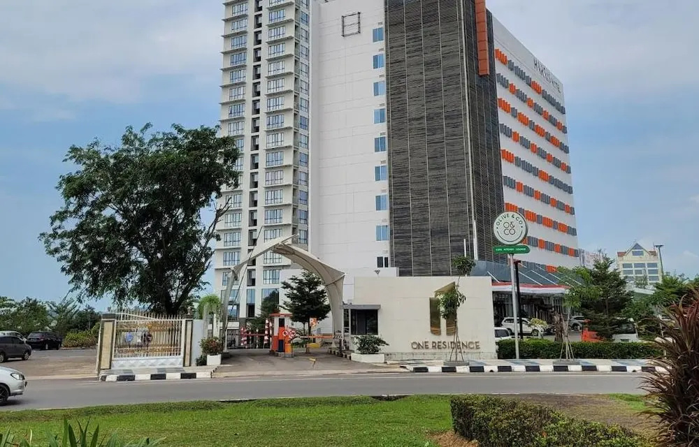 Palam Mansion at One Residence Apartment