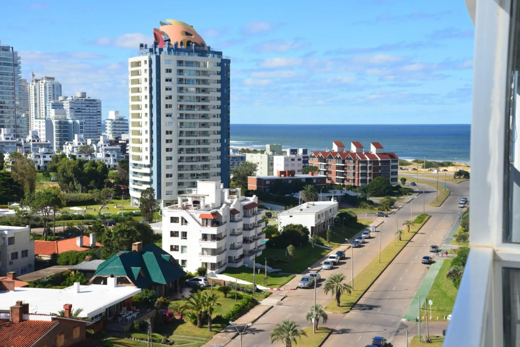 Long Beach, Parada 3