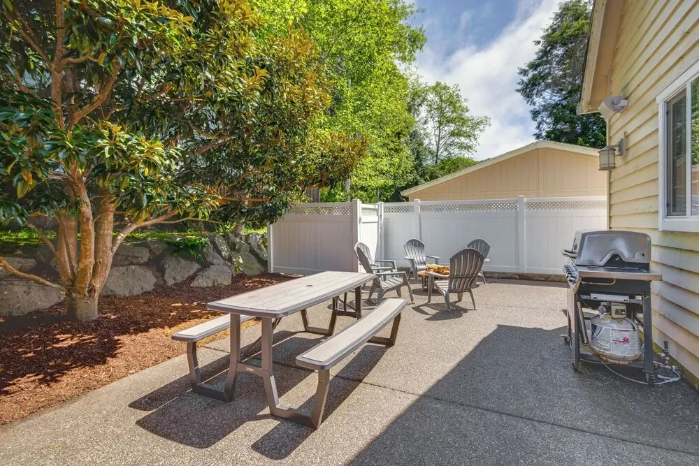 Half Mi to Beach: Rockaway Beach Home w/ Grill!