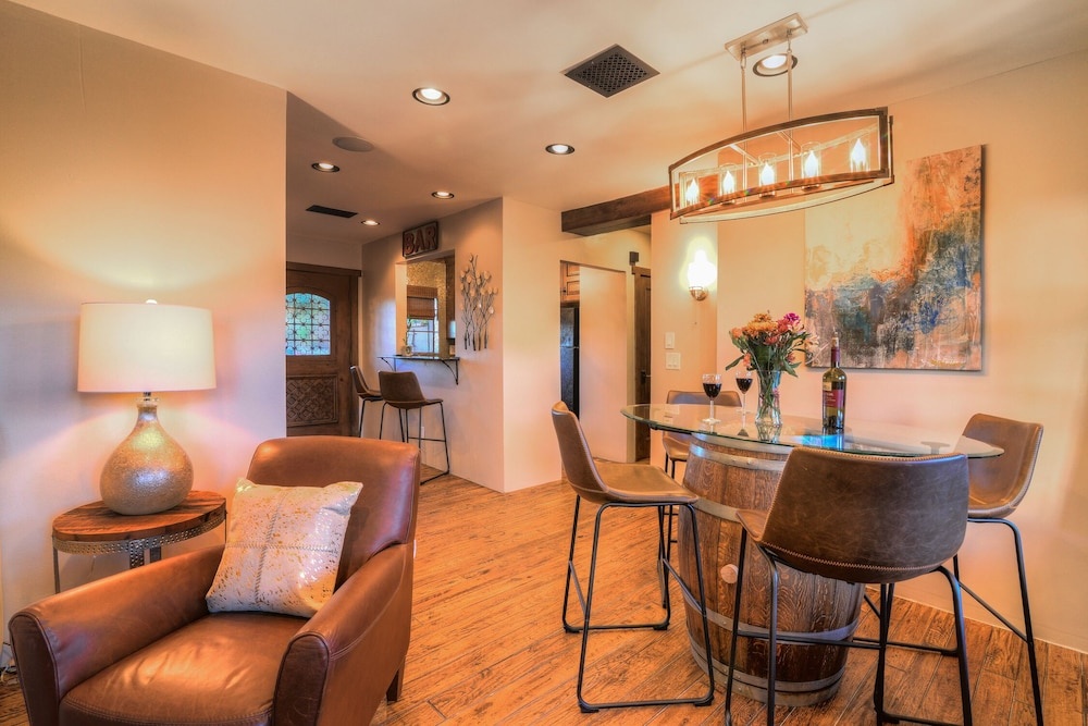 Winery Suites of Scottsdale