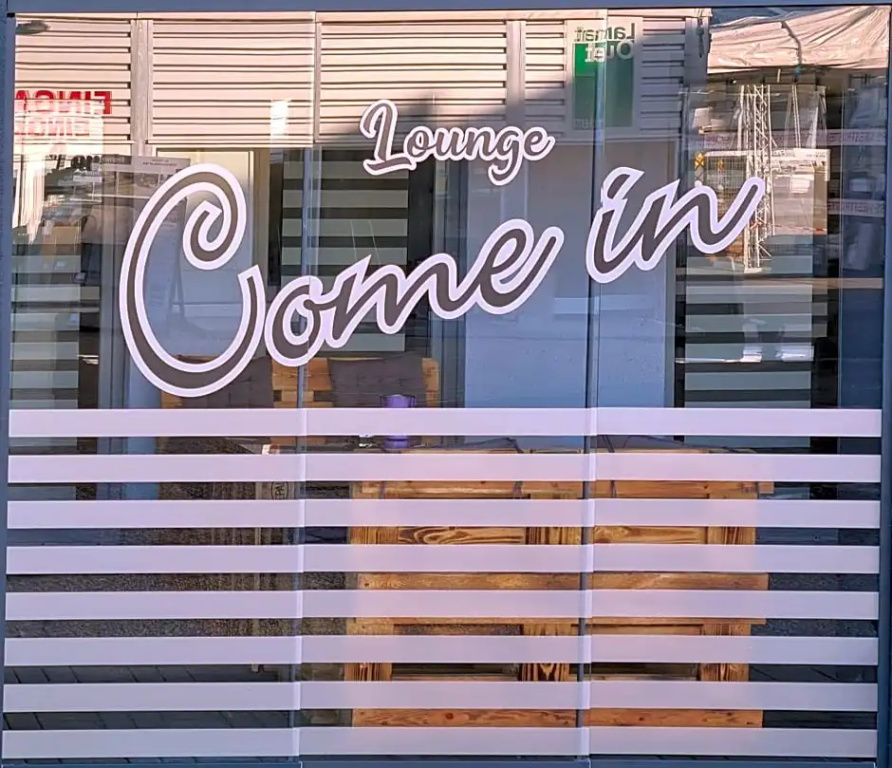 Come in