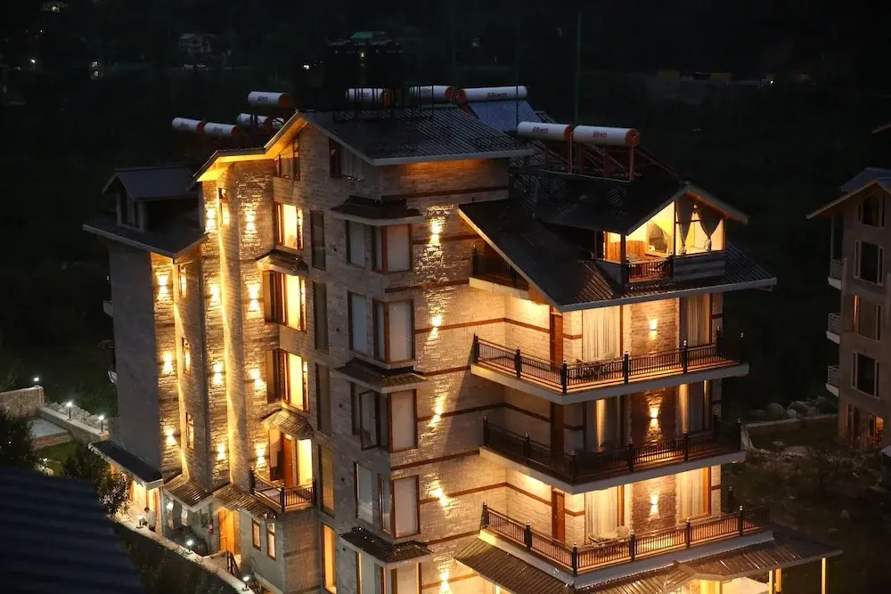 NAZAARA - A Luxe Retreat
