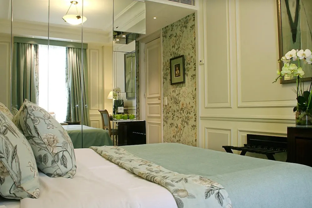 Hôtel San Régis 47