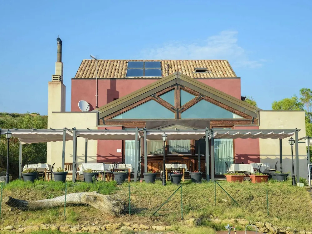 Belvilla By Oyo Villetta Arocha