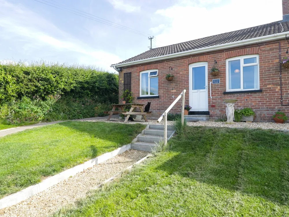2 Hill View Bungalow