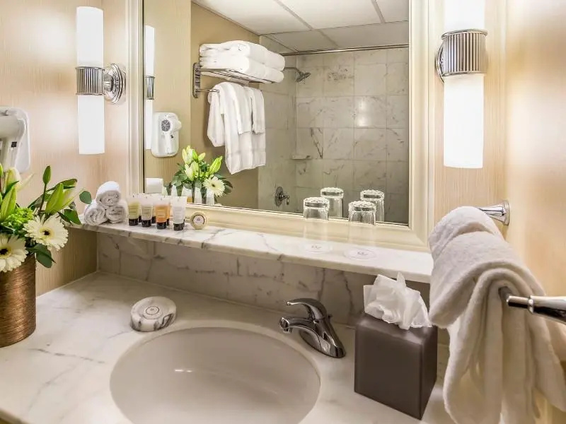 Standard Double room with balcony (full double bed)