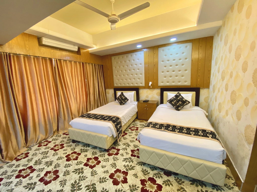 Deluxe Double room (twin beds)
