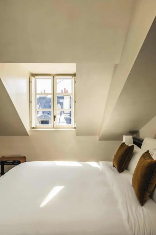 Mondovi Luxury Suites 44