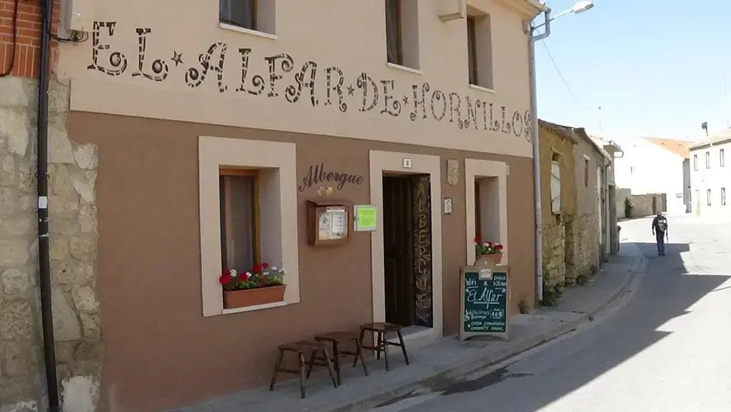 Albergue El Alfar/Pilgrim Hostel