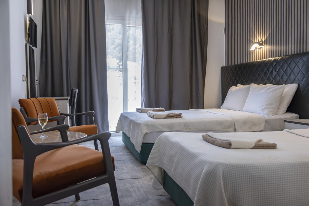 Mustis Royal Plaza Hotel — фото