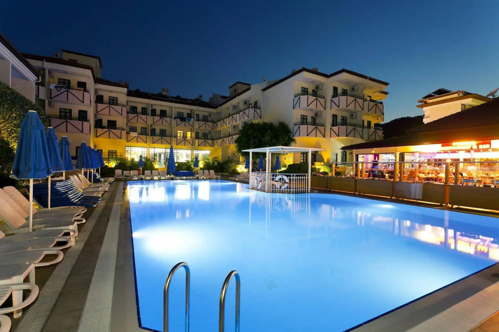 Hotel photo 11