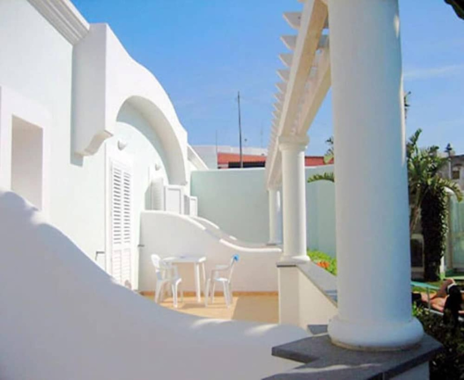 Superior Triple room with balcony and with sea view