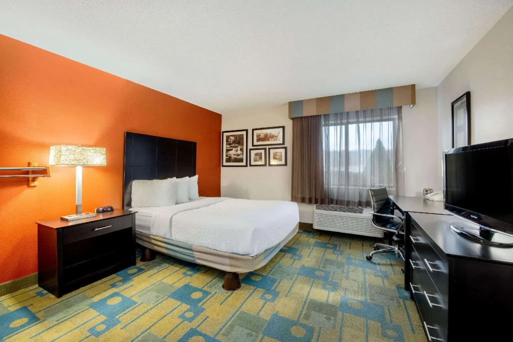 La Quinta Inn & Suites by Wyndham Mansfield OH - Chambres