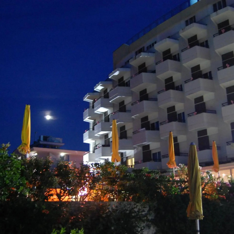 Hotel photo 30