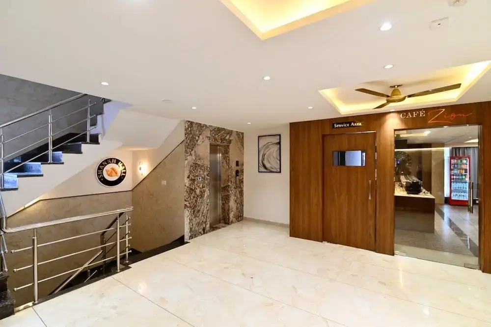 Hotel photo 12