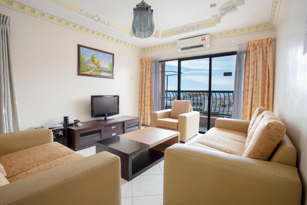 Marina Vacation Condos @ Marina Court Resort Condominium