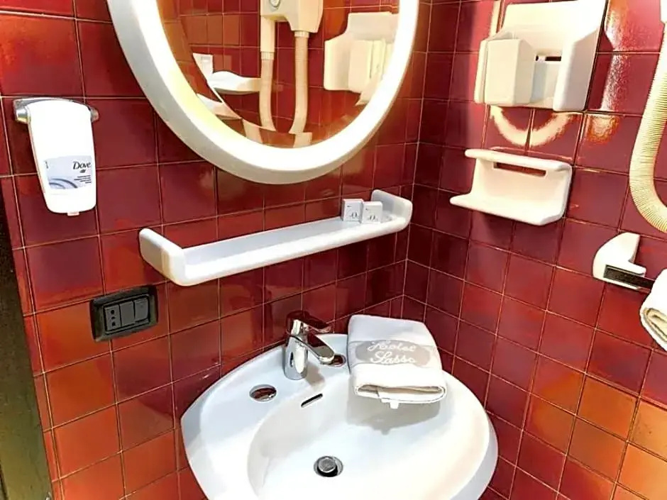 Hotel Ristorante Sasso - Chambres