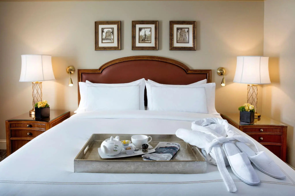 Executive Double room (full double bed)
