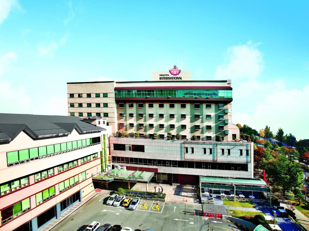 Hotel International