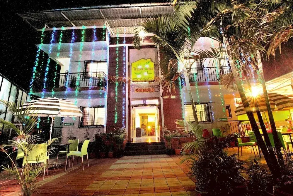 OYO 12260 Traveler's inn