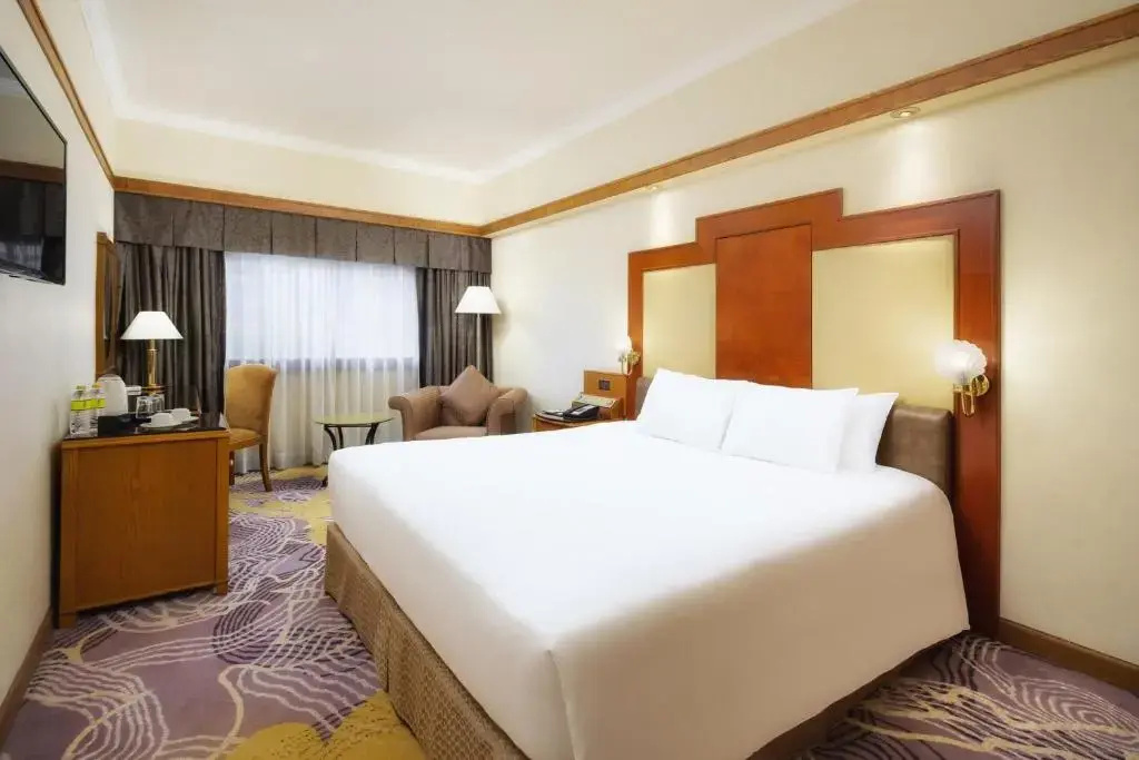 Executive Double room (full double bed)